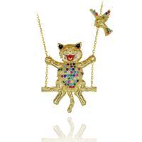 Rengarenk Taşlı Salıncakta Sallanan Kedi Gümüş Kolye